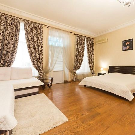 Appartement Goodrest On Ekaterininskaya à Odessa Extérieur photo